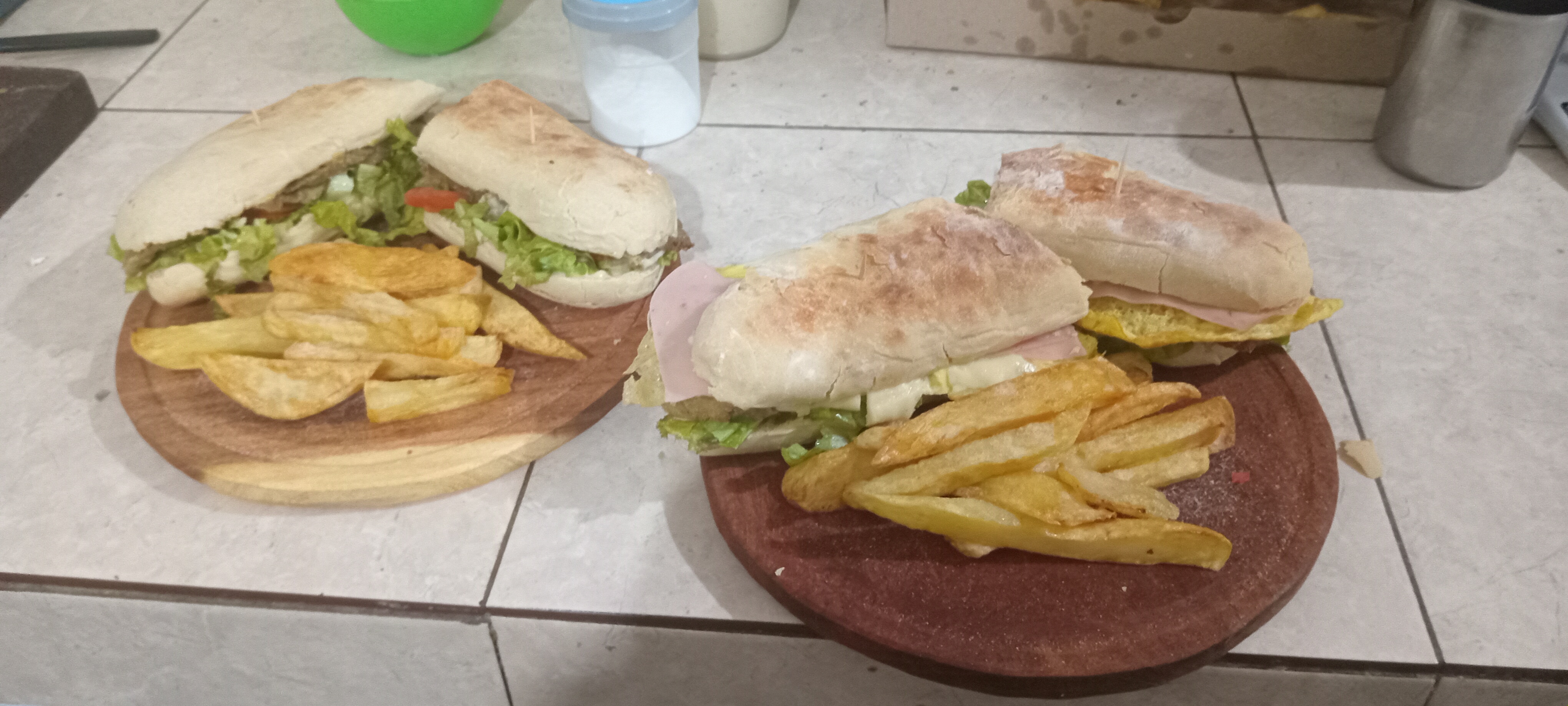 LOMITO comun con papas fritas