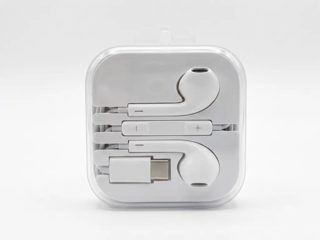 AURICULARES DE CABLE TIPO C - Para IOS y Android